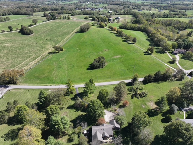 Farm house and beautiful acreage at Versailles Kentucky Farm. Sky’s The Limit Kentucky